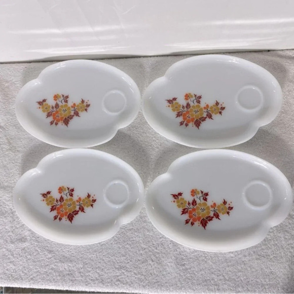 Vintage Federal Milk  Glass Autumn Blossom Tea Cups W Luncheon Plate Sets x4 - Picture 5 of 12